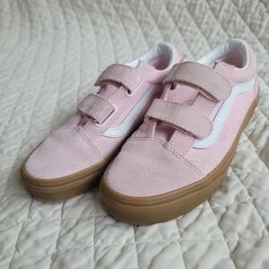 Vans Kids Pink Suede Velcro Old Skool Sneakers with White Stripe